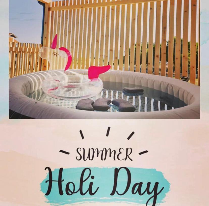 Tiny House Lily With Jacuzzi Apartment Sveti Filip i Jakov Ngoại thất bức ảnh